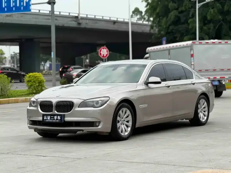 BMW 7 Series, 2011