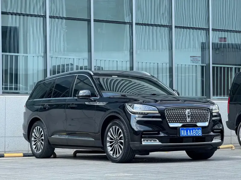 Lincoln Aviator, 2022