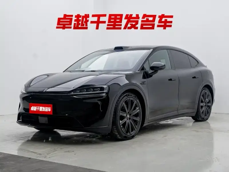 Luxeed Zhijie R7, 2025
