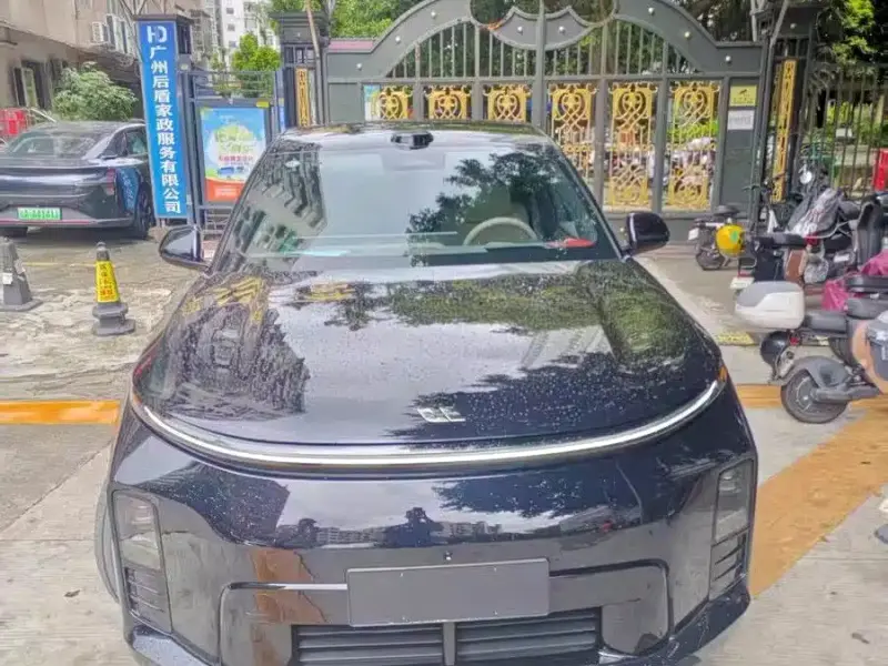 Li Auto Li L6, 2026
