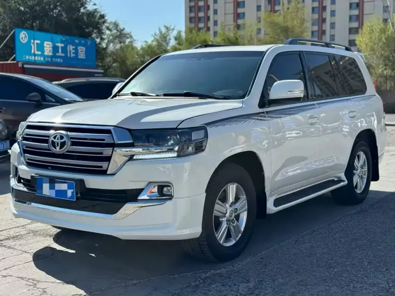 Toyota Land Cruiser, 2015