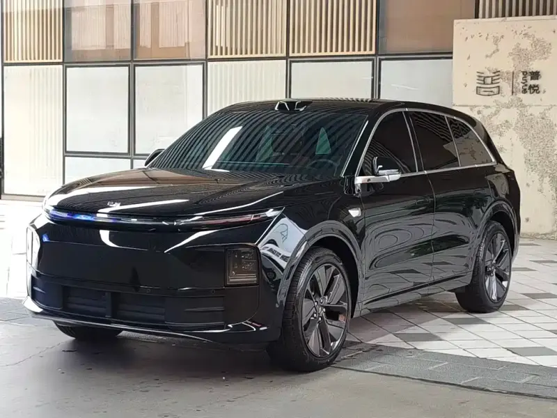 Li Auto Li L6, 2025