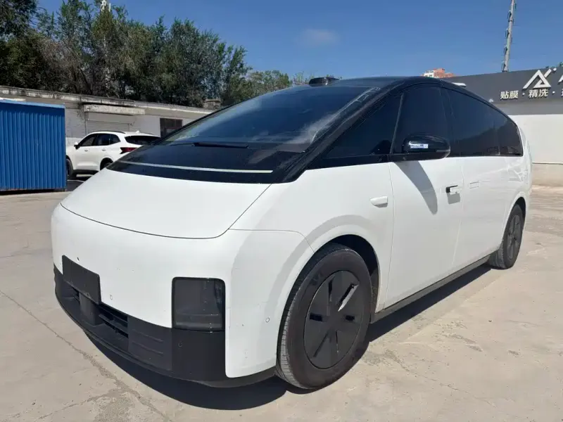 Li Auto Li MEGA, 2026