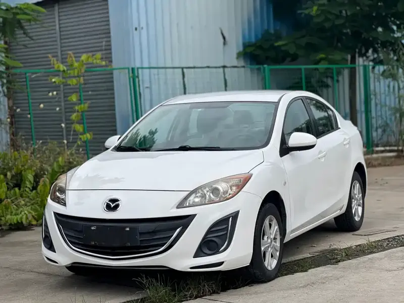 Mazda 3 Xingcheng, 2015