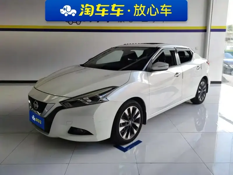 Nissan Bluebird Nissan Lannia 2016 1.6L CVT Smart Cool Edition, 2018 — фото 1