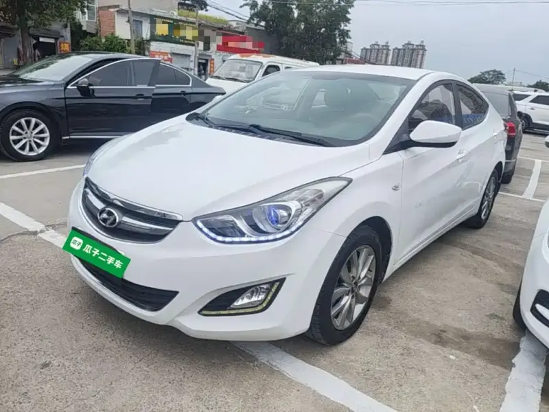 Hyundai Elantra Langdong, 2015
