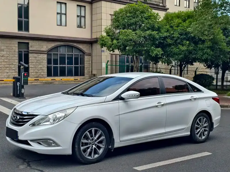 Hyundai Sonata, 2013