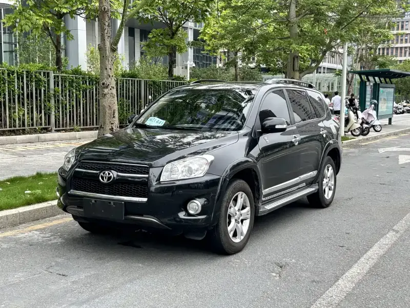 Toyota RAV4, 2012