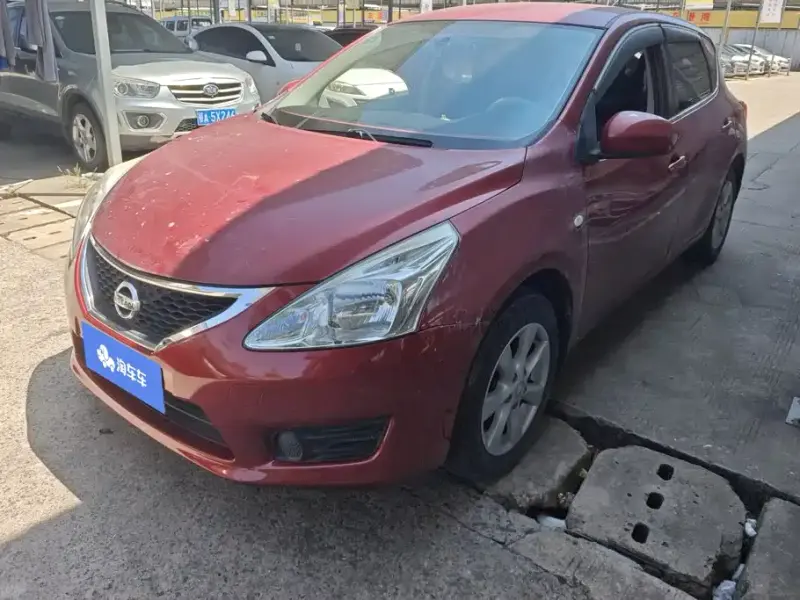 Nissan Tiida, 2015
