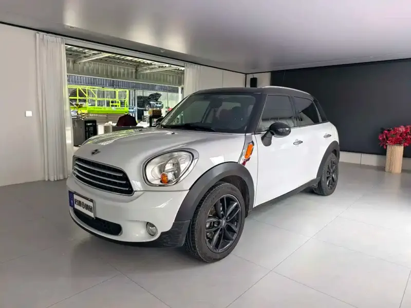 MINI Countryman, 2014