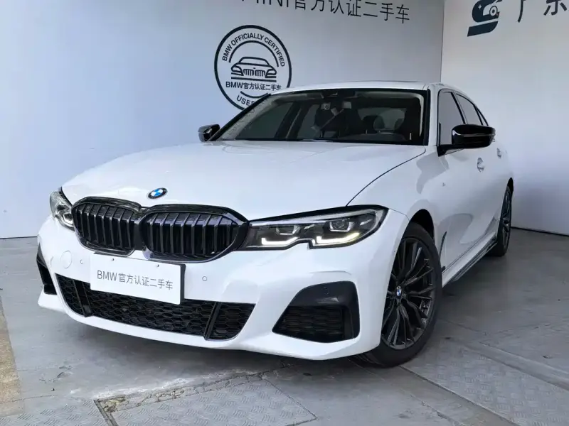 BMW 3 Series, 2022
