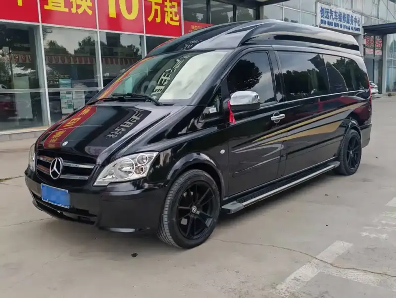 Mercedes-Benz Vito Mercedes-Benz Vito 2013 3.0L Elite Edition, 2016 — фото 1