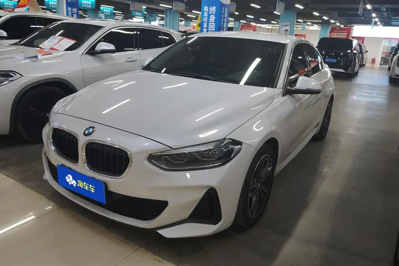 BMW 1-Series, 2023