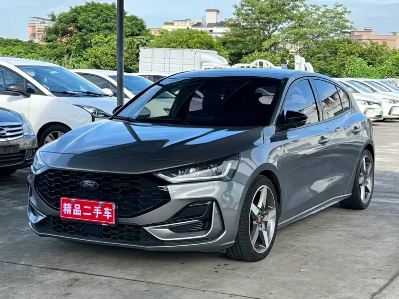 Ford Focus, 2022