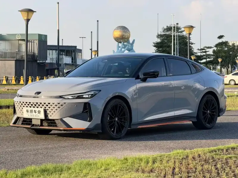 Changan UNI-V, 2024