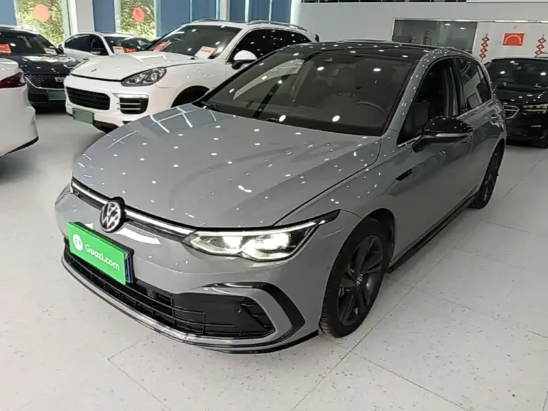 Volkswagen Golf, 2020