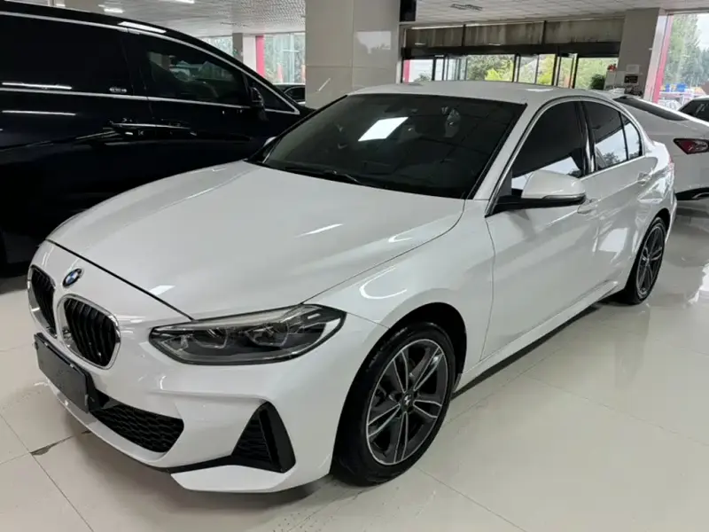 BMW 1 Series, 2021