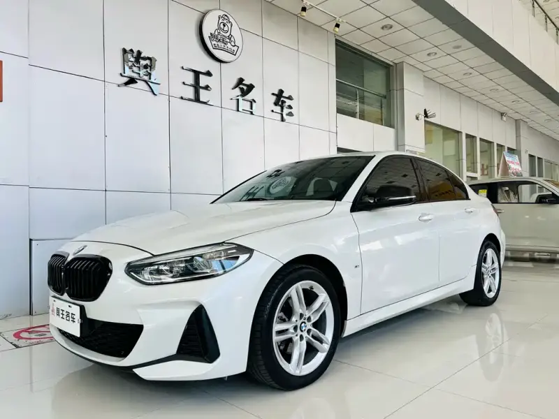BMW 1 Series, 2021