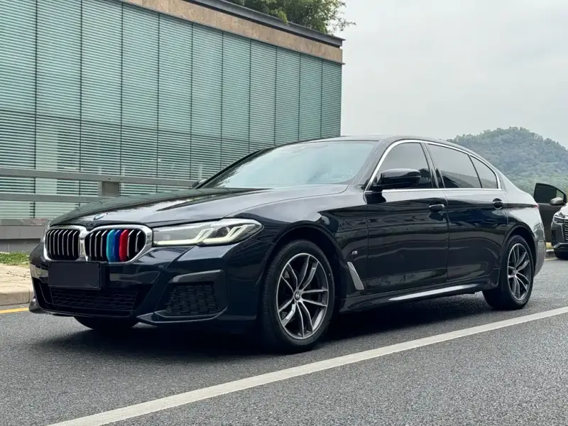 BMW 5 Series, 2022