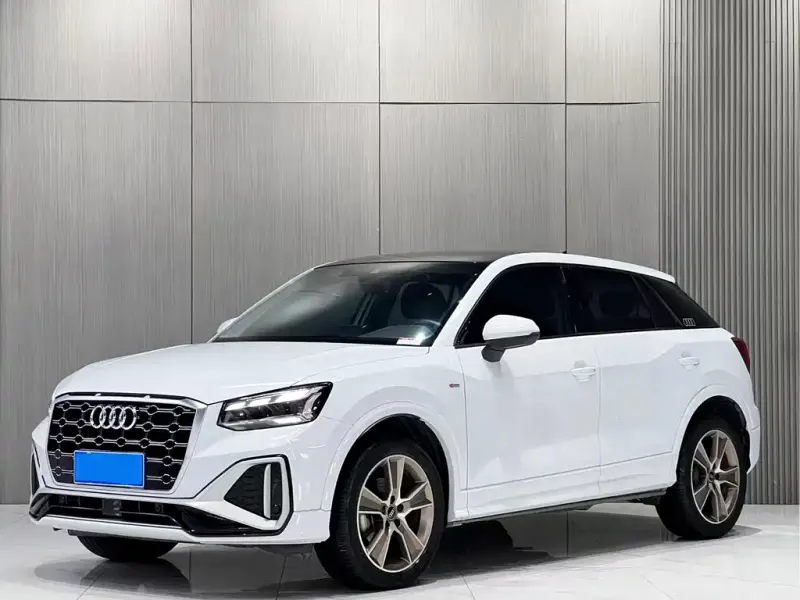 Audi Q2L, 2023
