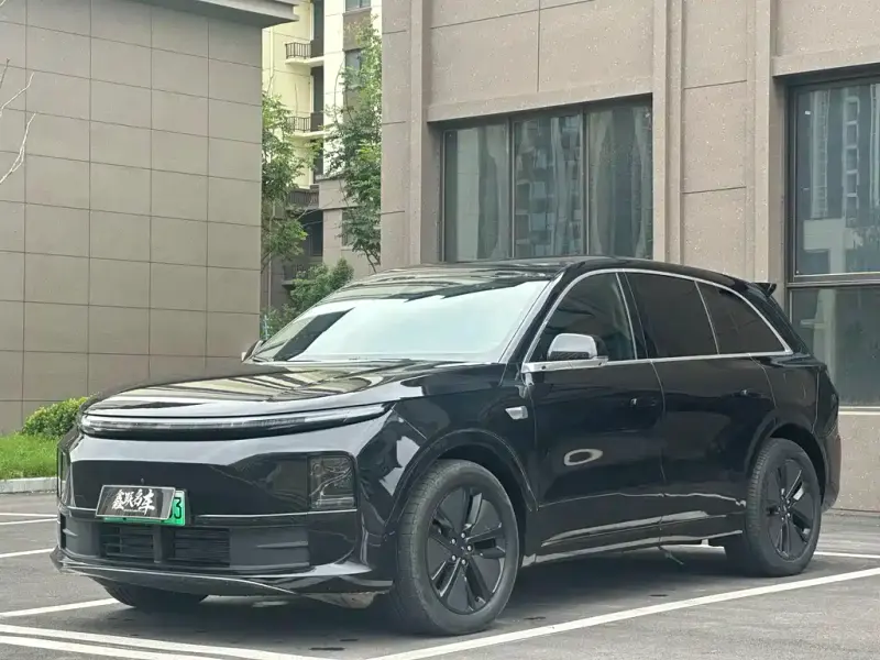 Li Auto Li L6, 2025