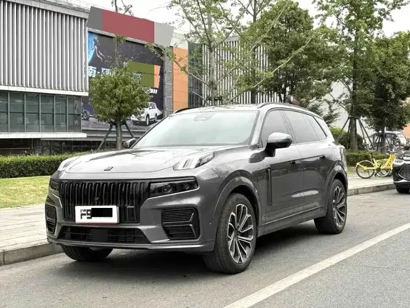 Lynk & Co 09 EM-P, 2024