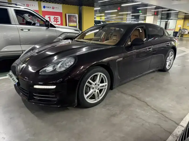 Porsche Panamera, 2014
