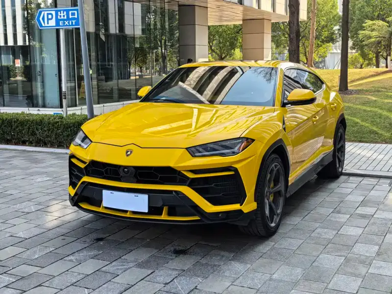 Lamborghini Urus, 2023