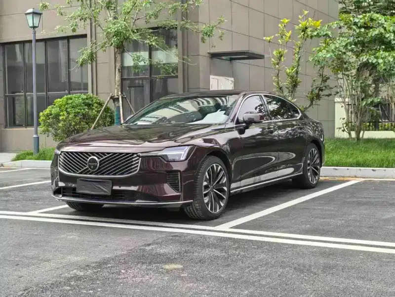 Volvo S90, 2025