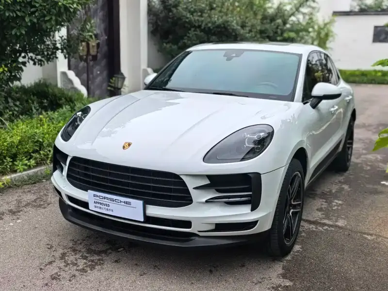 Porsche Macan, 2022