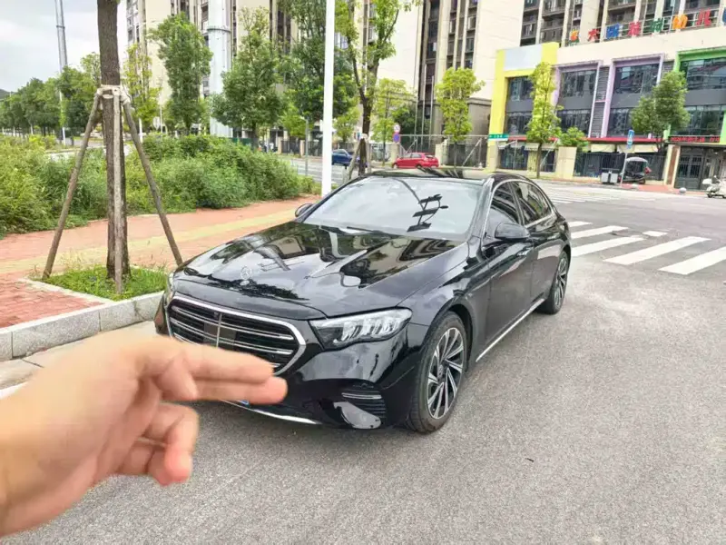Mercedes-Benz E-Class, 2024