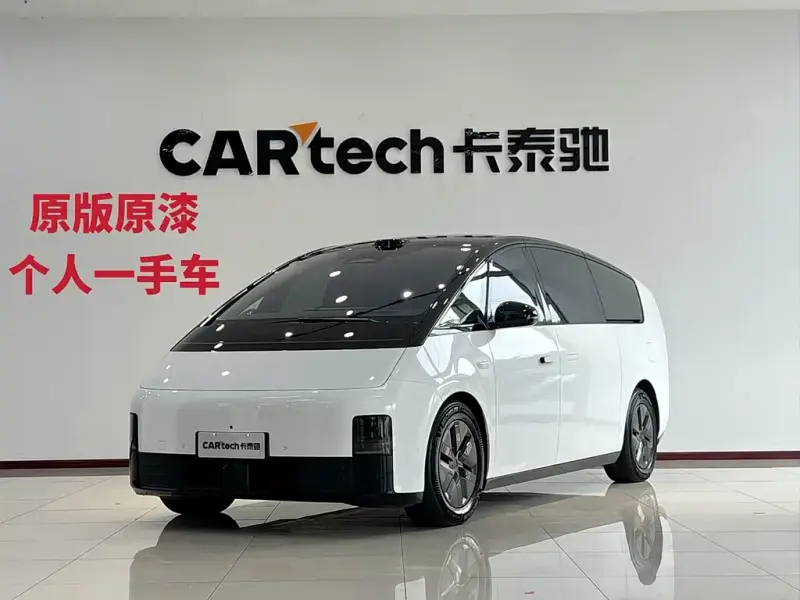 Li Auto Li MEGA, 2025