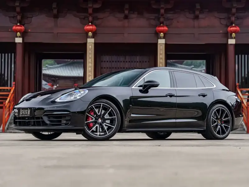 Porsche Panamera, 2022