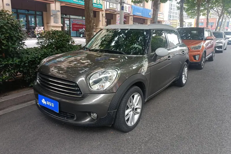 MINI COUNTRYMAN, 2011
