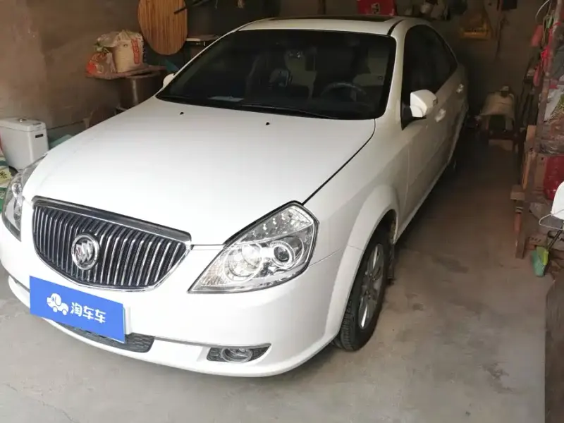 Buick Excelle, 2012