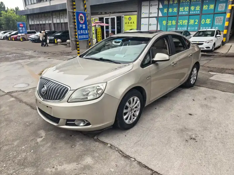 Buick Excelle, 2015