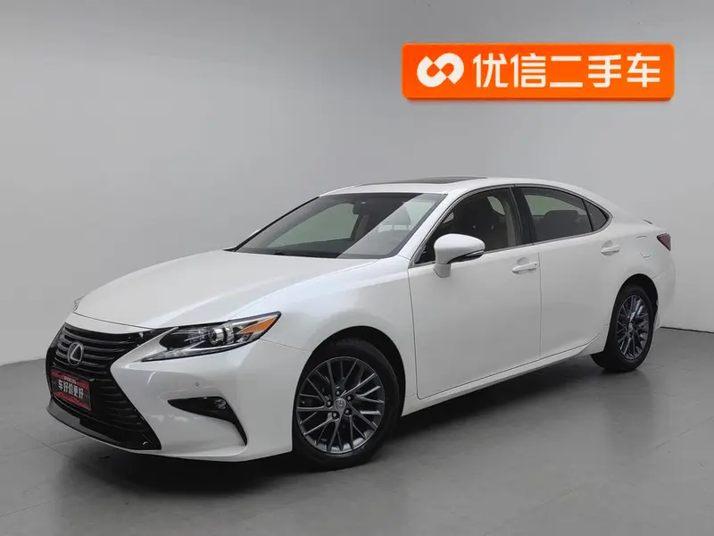 Lexus ES, 2017