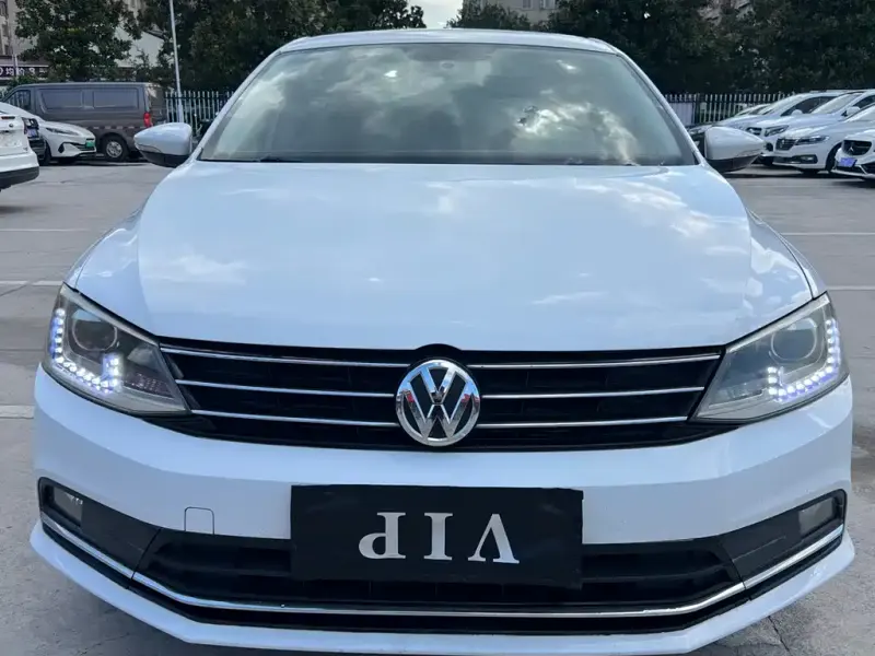 Volkswagen Sagitar, 2016