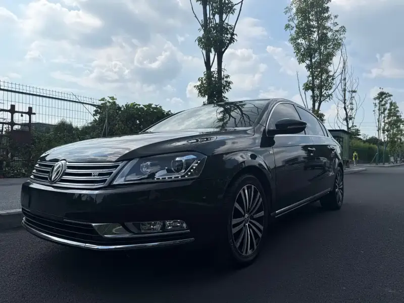 Volkswagen Magotan, 2012