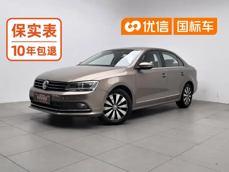 Volkswagen Sagitar Volkswagen Sagitar 2015 230TSI Auto Luxury Type, 2015 — фото 1