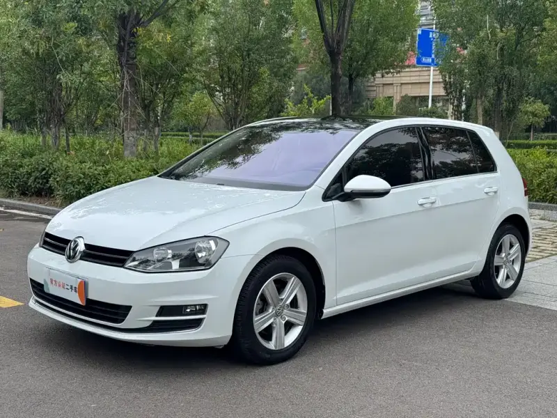 Volkswagen Golf, 2014