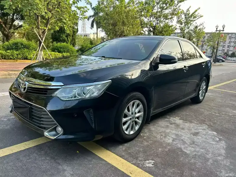 Toyota Camry, 2015