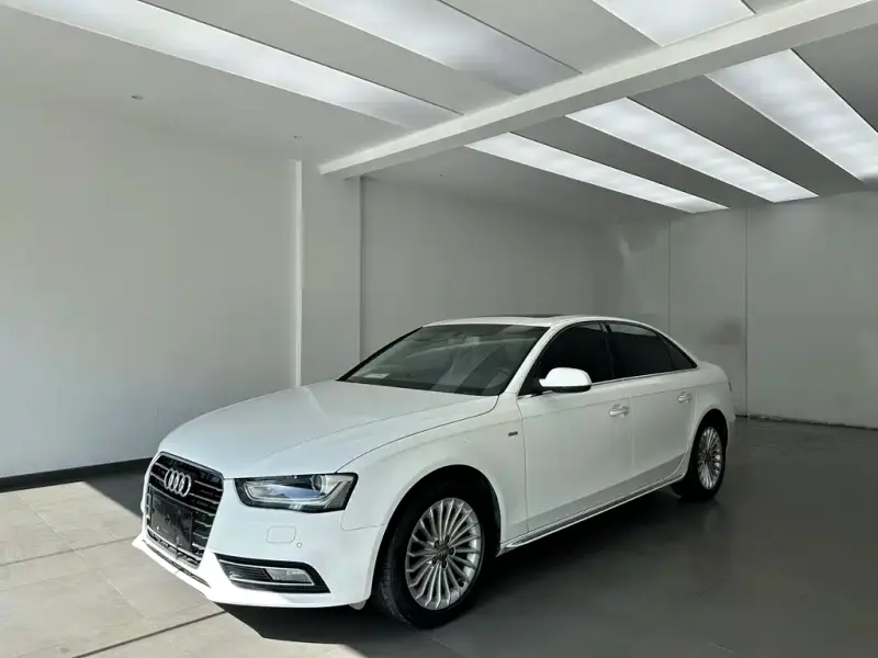 Audi A4L, 2016