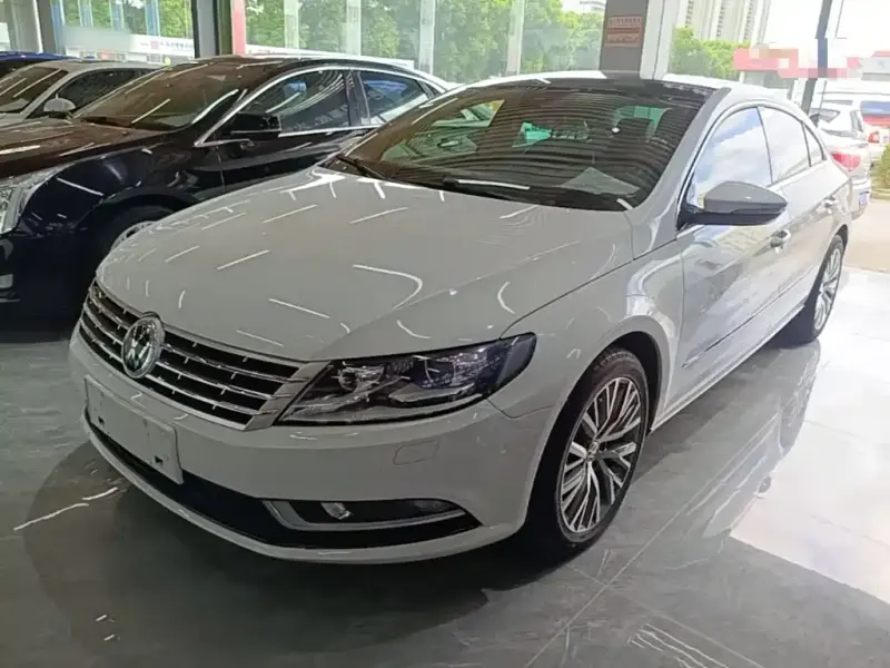 Volkswagen CC Volkswagen CC 2015 2.0TSI Supreme Type, 2015 — фото 1