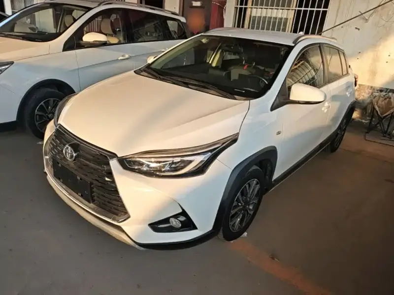 Toyota Yaris L, 2021