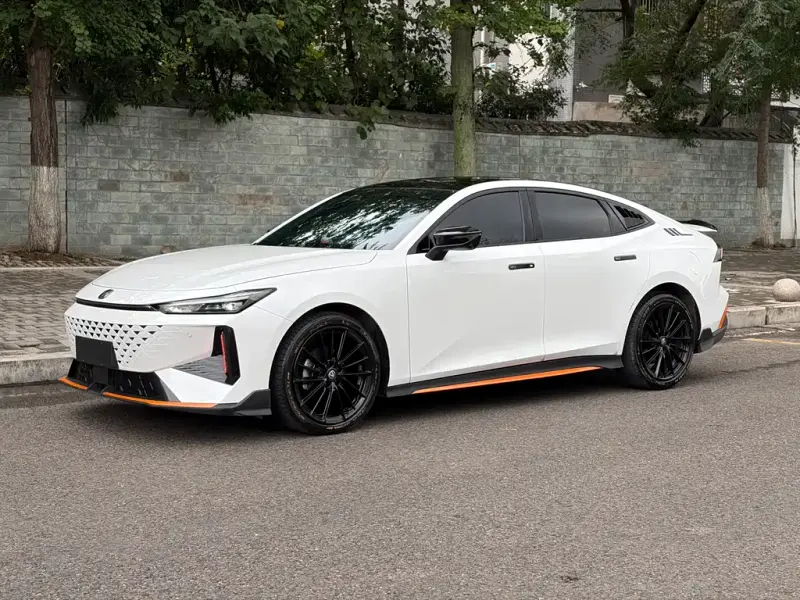 Changan UNI-V, 2024