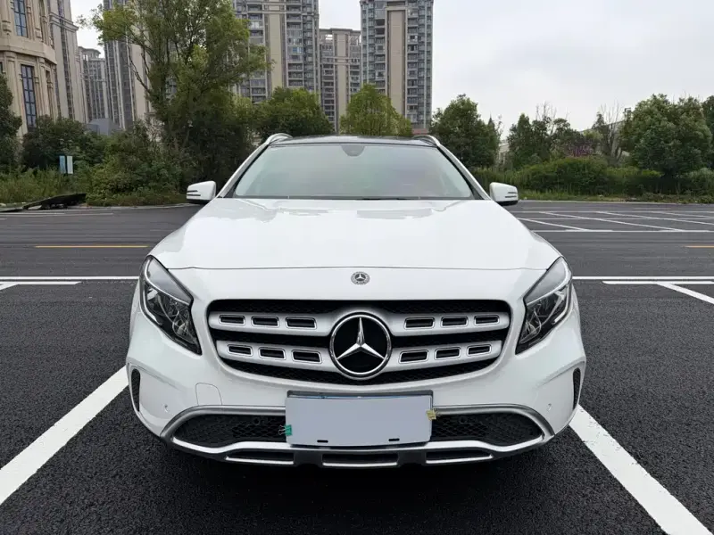 Mercedes-Benz GLA, 2018