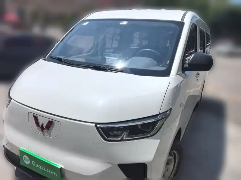 Wuling Yangguang Wuling Yang Light 2024 300km Comfort Type Bus Edition 60kW, 2024 — фото 1