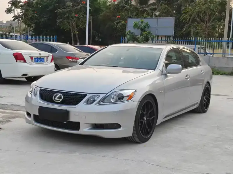 Lexus GS, 2005