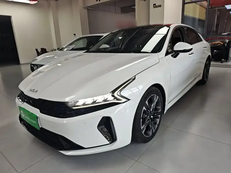 Kia K5, 2022